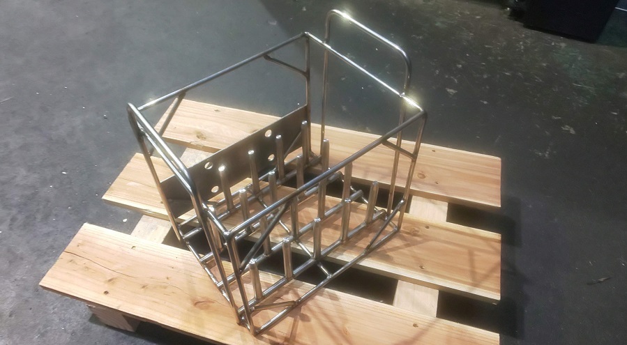 チャック爪ガイド　裏面