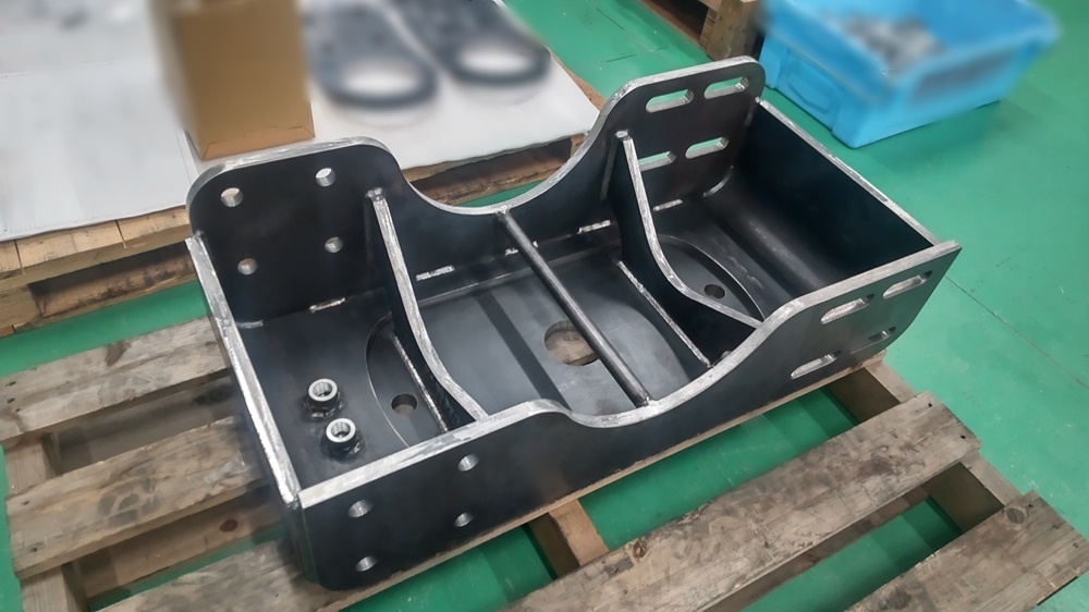 チャック爪ガイド　裏面